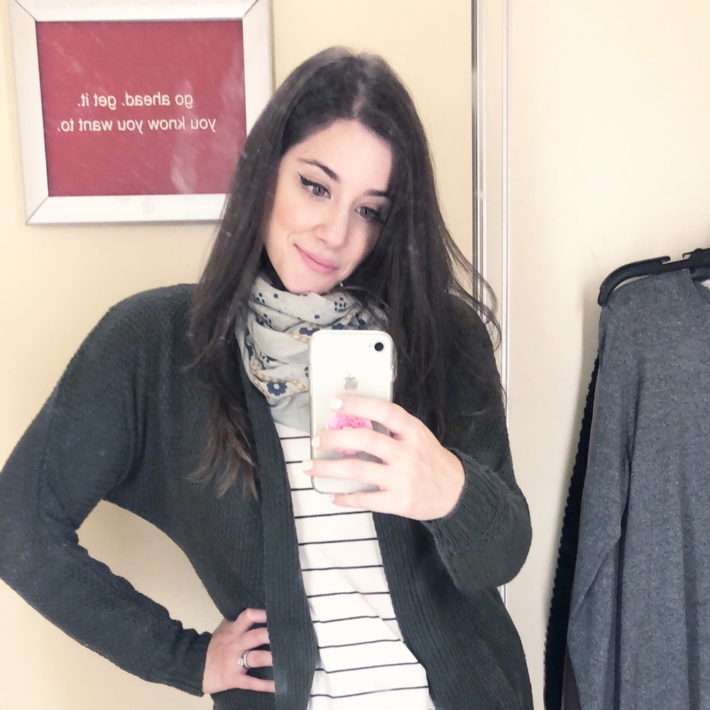 Meet the posher -Leonora